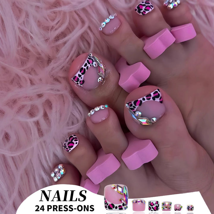 Modischer Press-On Nail Set Karnz
