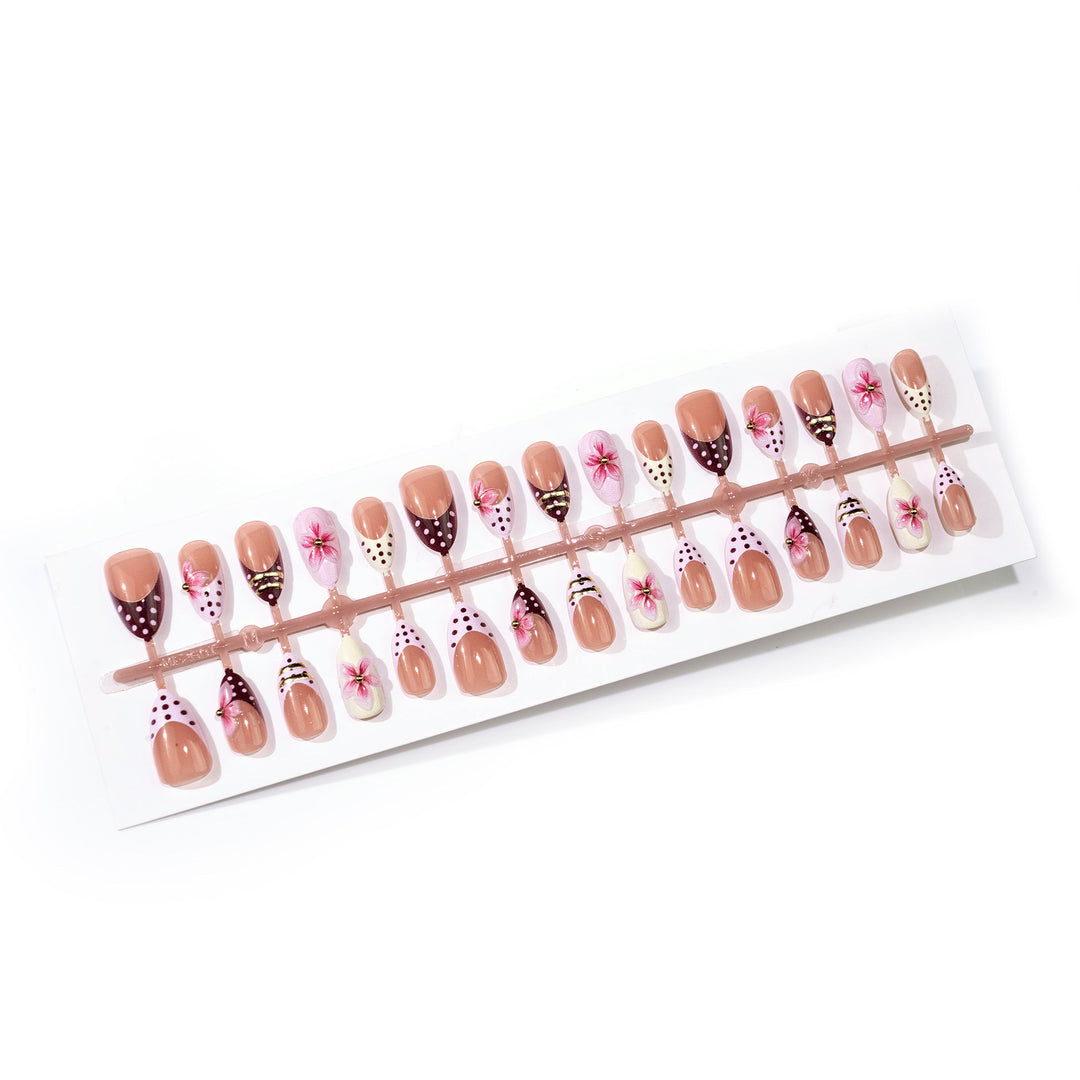 Dekoratives Floral Press-On Nagelset