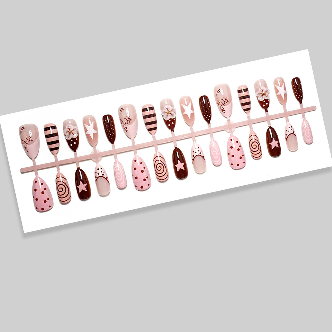 Kreatives Nagelkunst Press-On Set