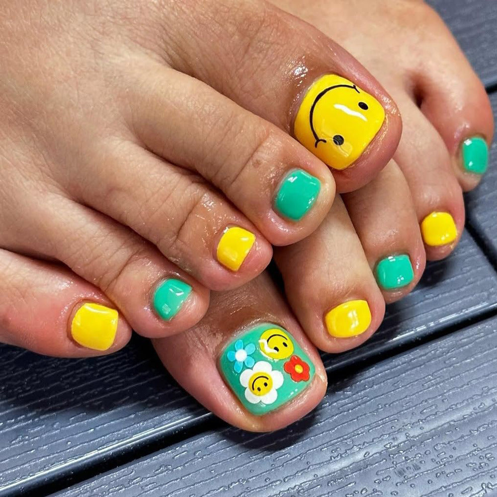 Elegante Fußnagelkunst Karnz