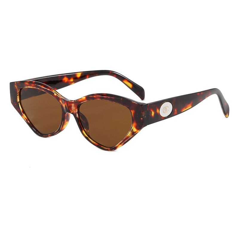 Damen modische Sonnenbrille im eleganten Design Karnz
