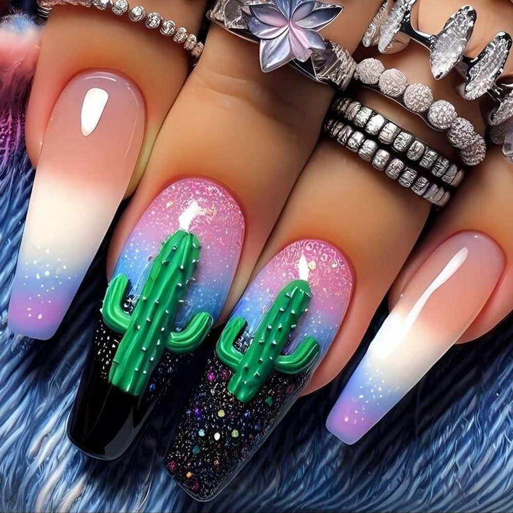 Kreative Nagelkunst mit Kaktusdesign Karnz