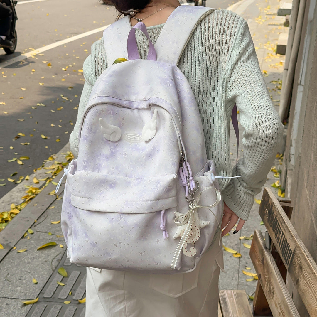 Funktionaler Rucksack mit dekorativen Flügelakzenten Karnz