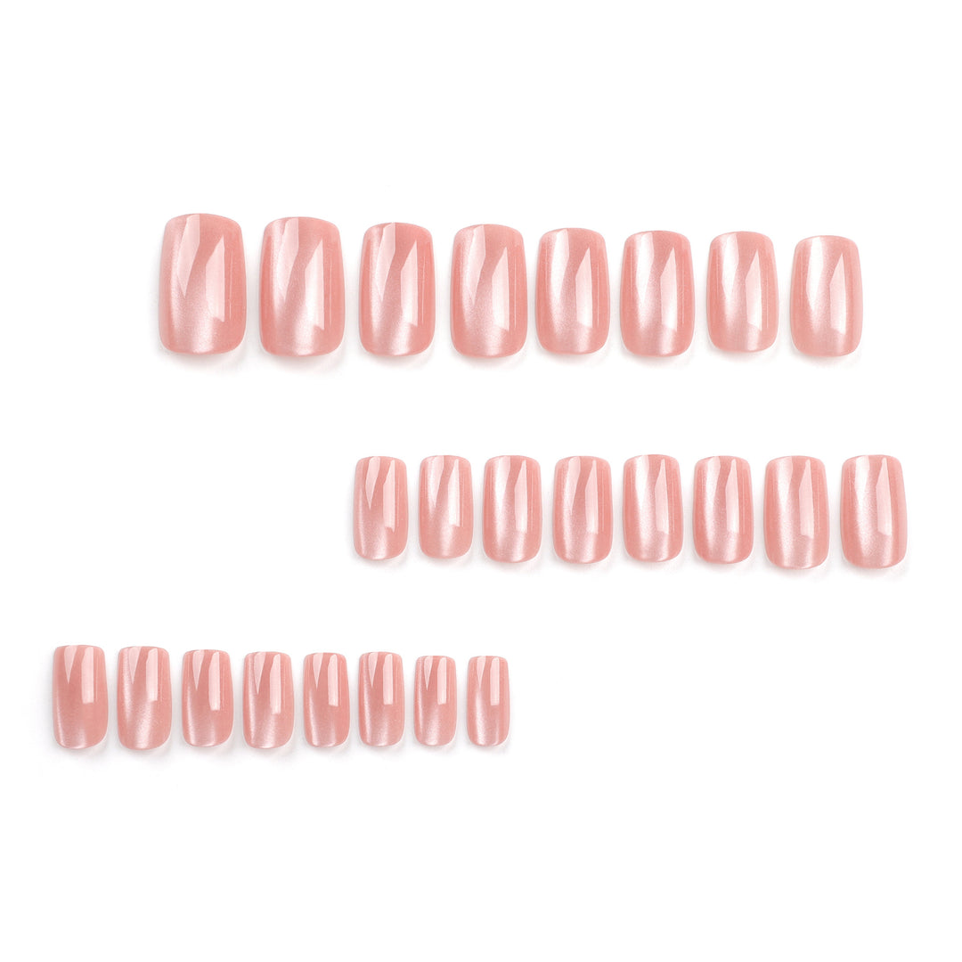 Elegante und raffinierte Nagelkunst Karnz
