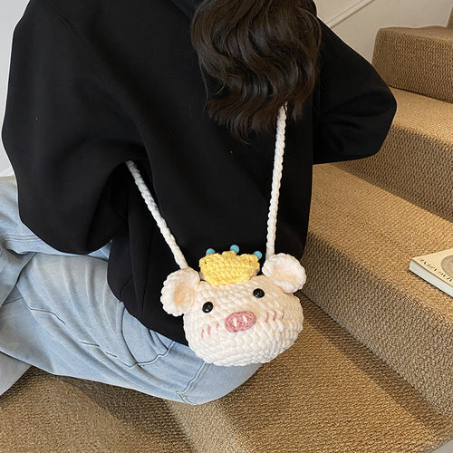 Niedliche schweineförmige gehäkelte Mini-Handtasche
