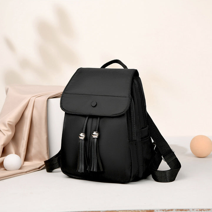 Stylischer Rucksack mit Quasten Karnz