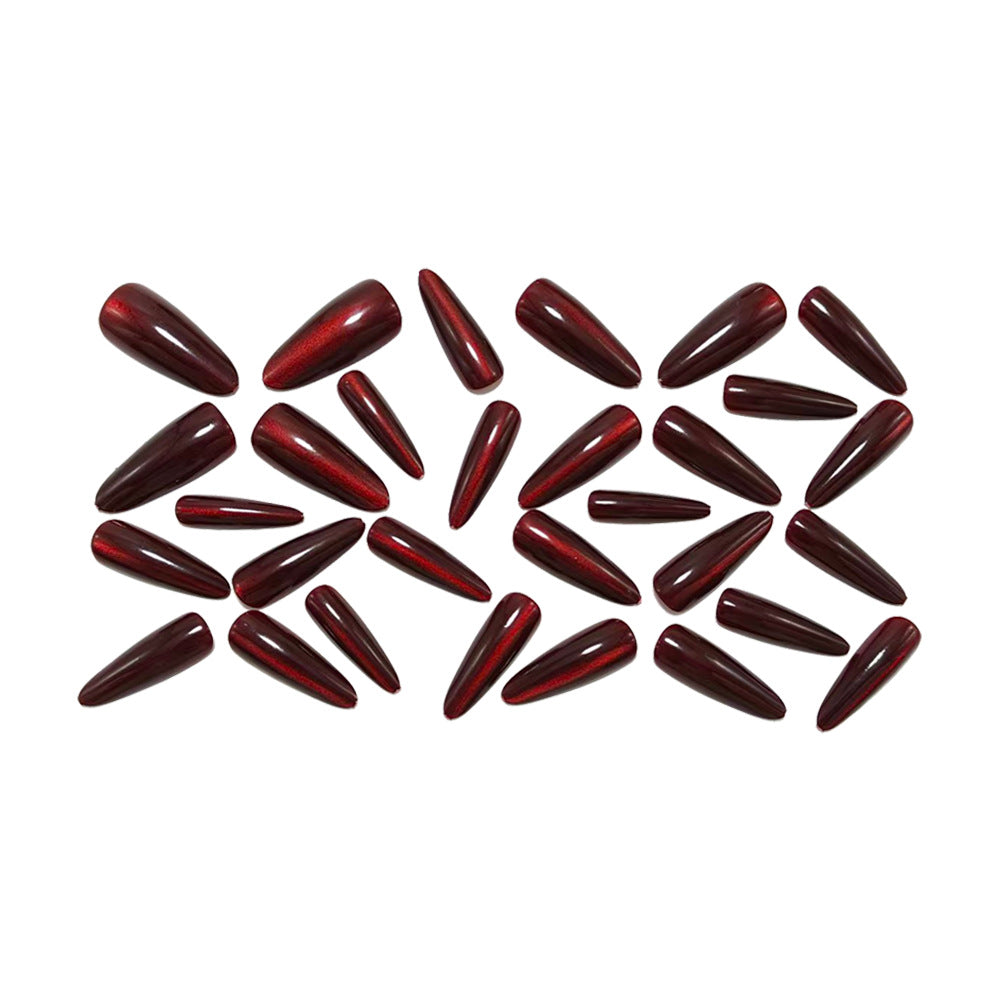 Kunstnägel Im Eleganten Design mit Schimmerndem Finish Karnz
