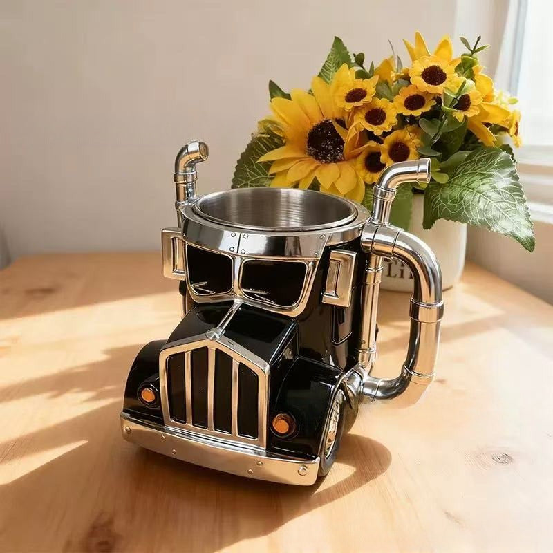 Tasse im Trucker-Design Karnz