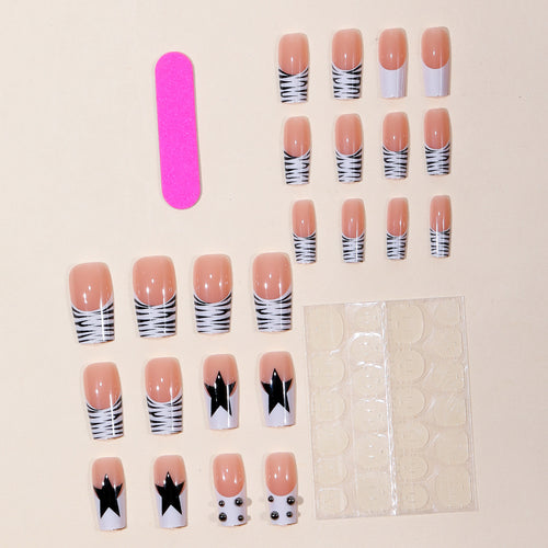Künstlerische Nagelverlängerungen Karnz