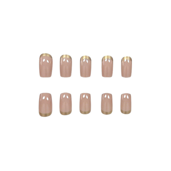 Elegante nagelkunst mit goldenem Rand Karnz