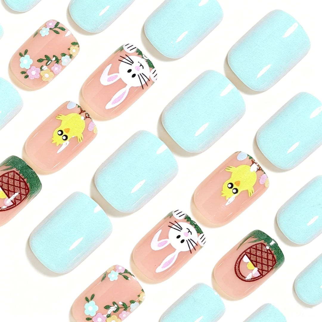 Verspielte saisonale Nagelkunst Karnz