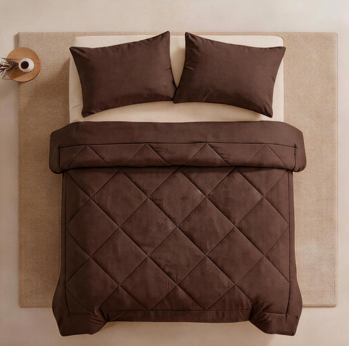 Luxuriöses Steppbett-Set Karnz