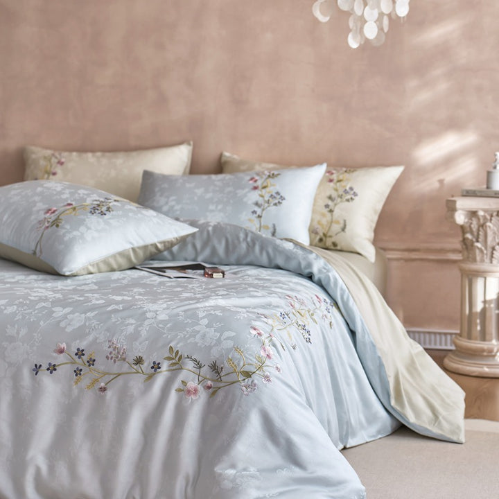 Botanisches Jacquard-Baumwollsatin Bettbezug-Set mit zarten Zweigstickereien und Umschlagkissenbezügen