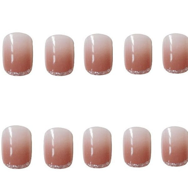 Stylisches Press-On Nagelset mit elegantem Ombre-Design Karnz