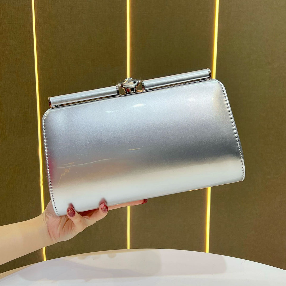 Elegante Patentleder Abend Clutch