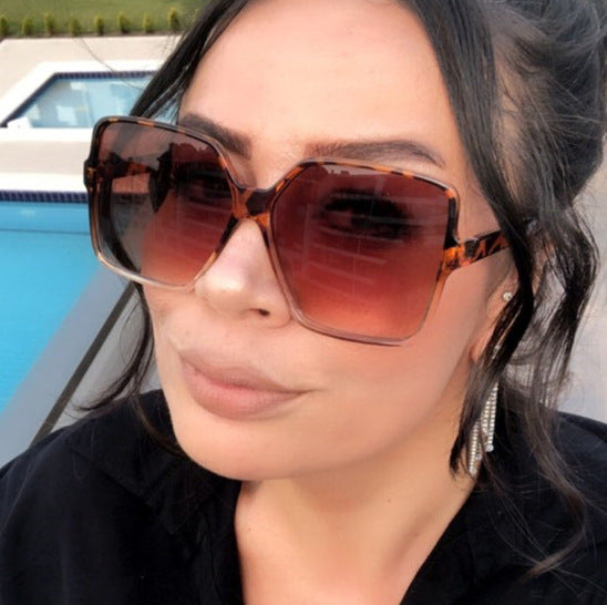 Damen oversized quadratische Sonnenbrille mit elegantem Rahmen Karnz