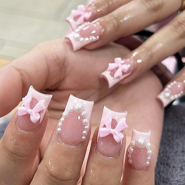 Dekorative Acryl-Nagelkunstverlängerungen Karnz