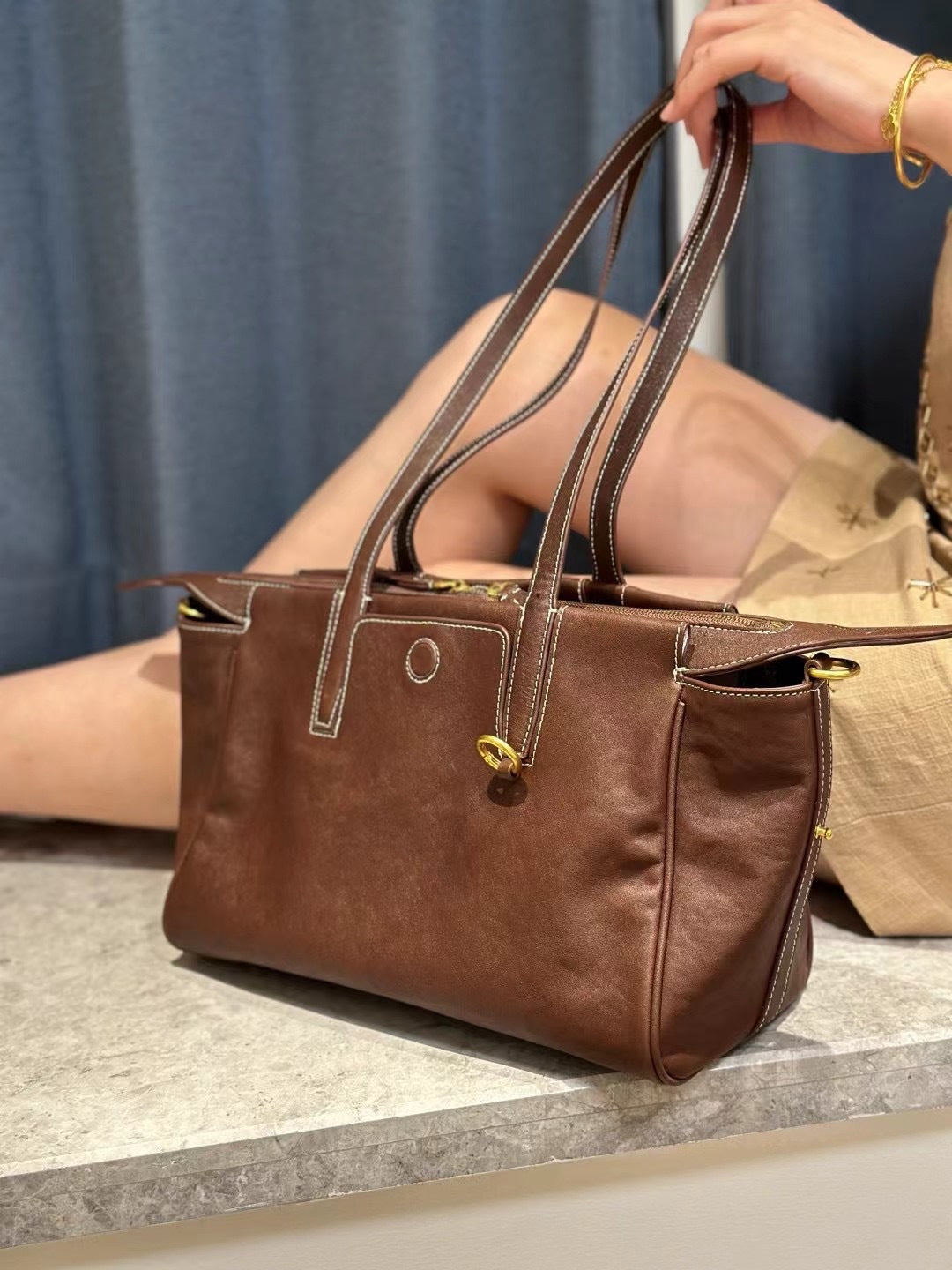 Damen Hochwertige Handtasche mit multifunktionalen Fächern Karnz