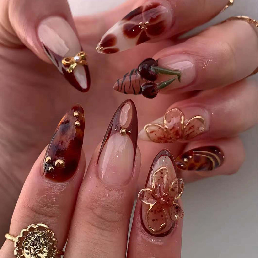 Dekorative 3D Nagelkunst Extensions Karnz