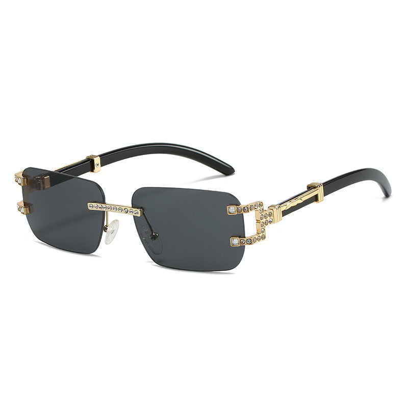 Damen Designer-Sonnenbrille mit einzigartigem Schmuckdetail Karnz
