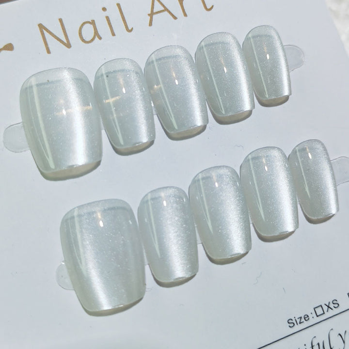 Elegantes Ombre-Nageldesign Karnz
