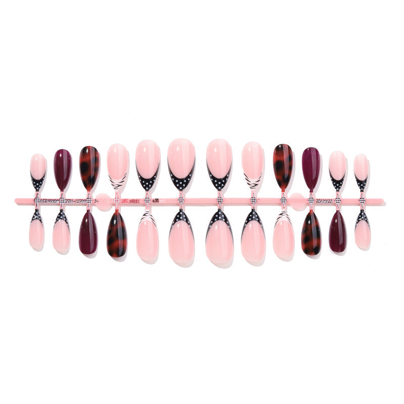 Premium dekorative Press-On Nail Set mit einzigartigen geometrischen Mustern Karnz
