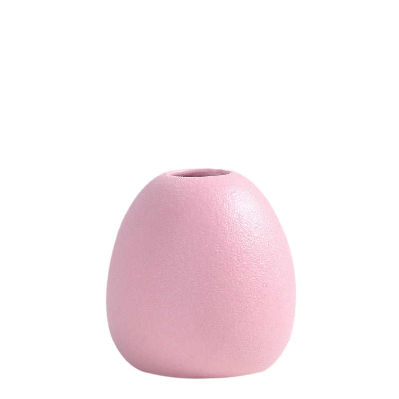 Zeitgenössische eiförmige Keramikblumenvase Karnz
