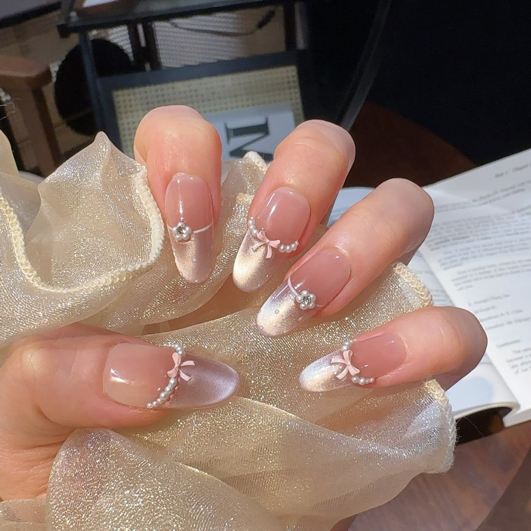 Dekorative Nageldesign-Erweiterungen Karnz