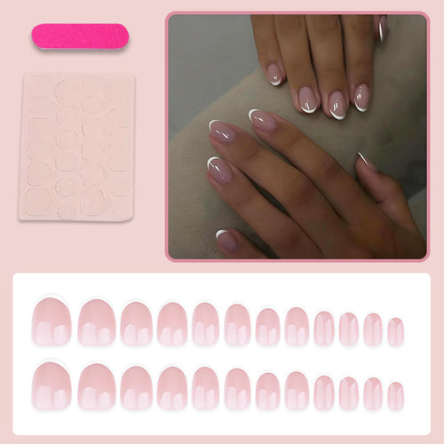 Kunstnagelset mit elegantem French-Design Karnz