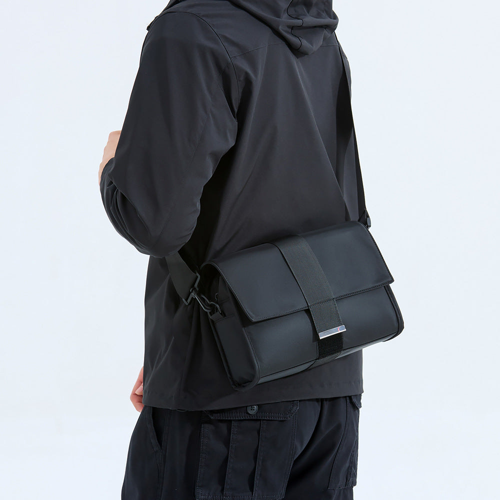 Smart Casual Umhängetasche Karnz