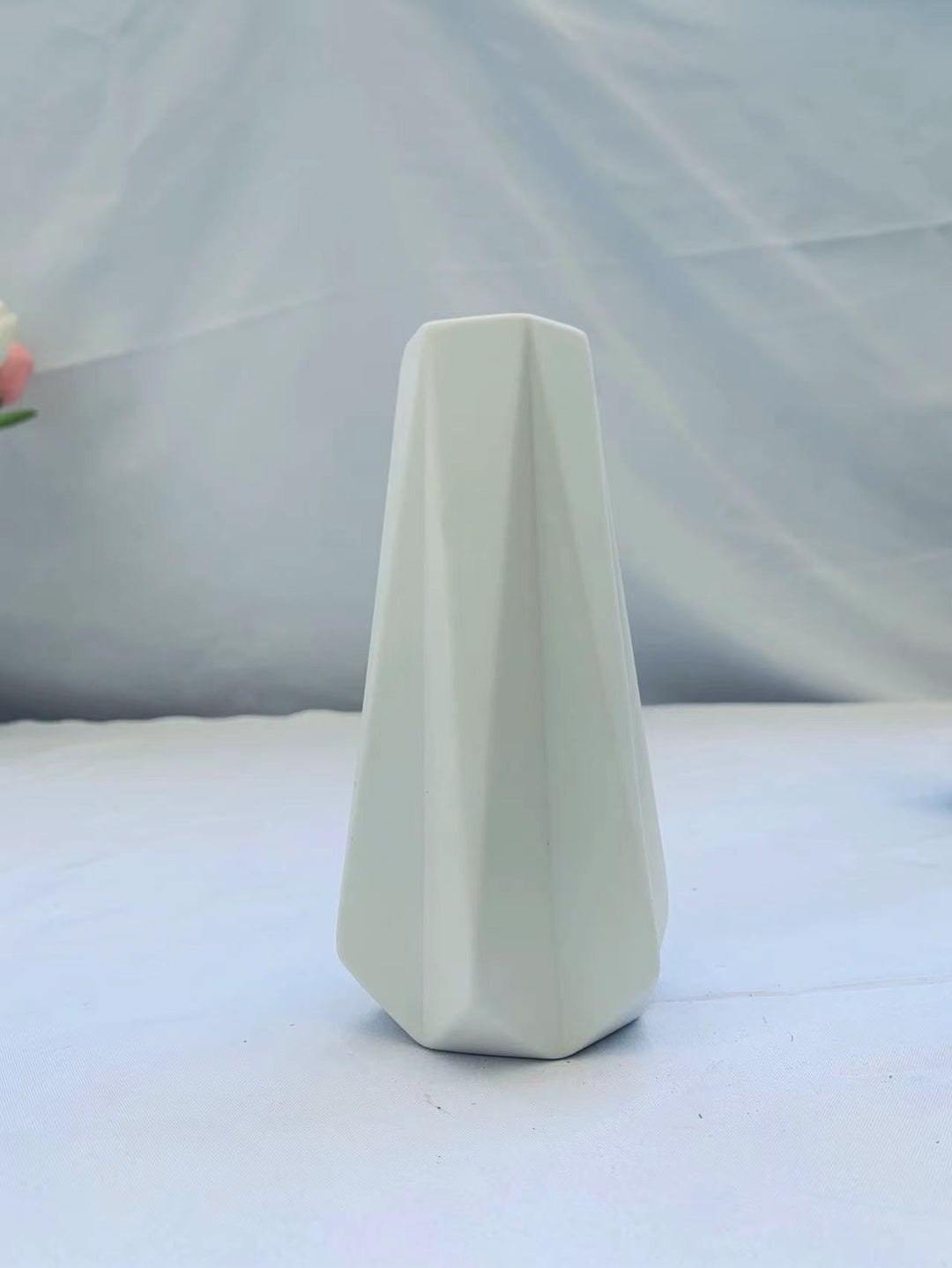 Moderne Geometrische Dekorative Skulptur Karnz