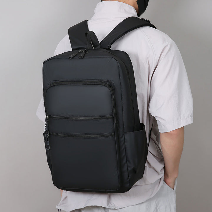 Vielseitiger Reiserucksack