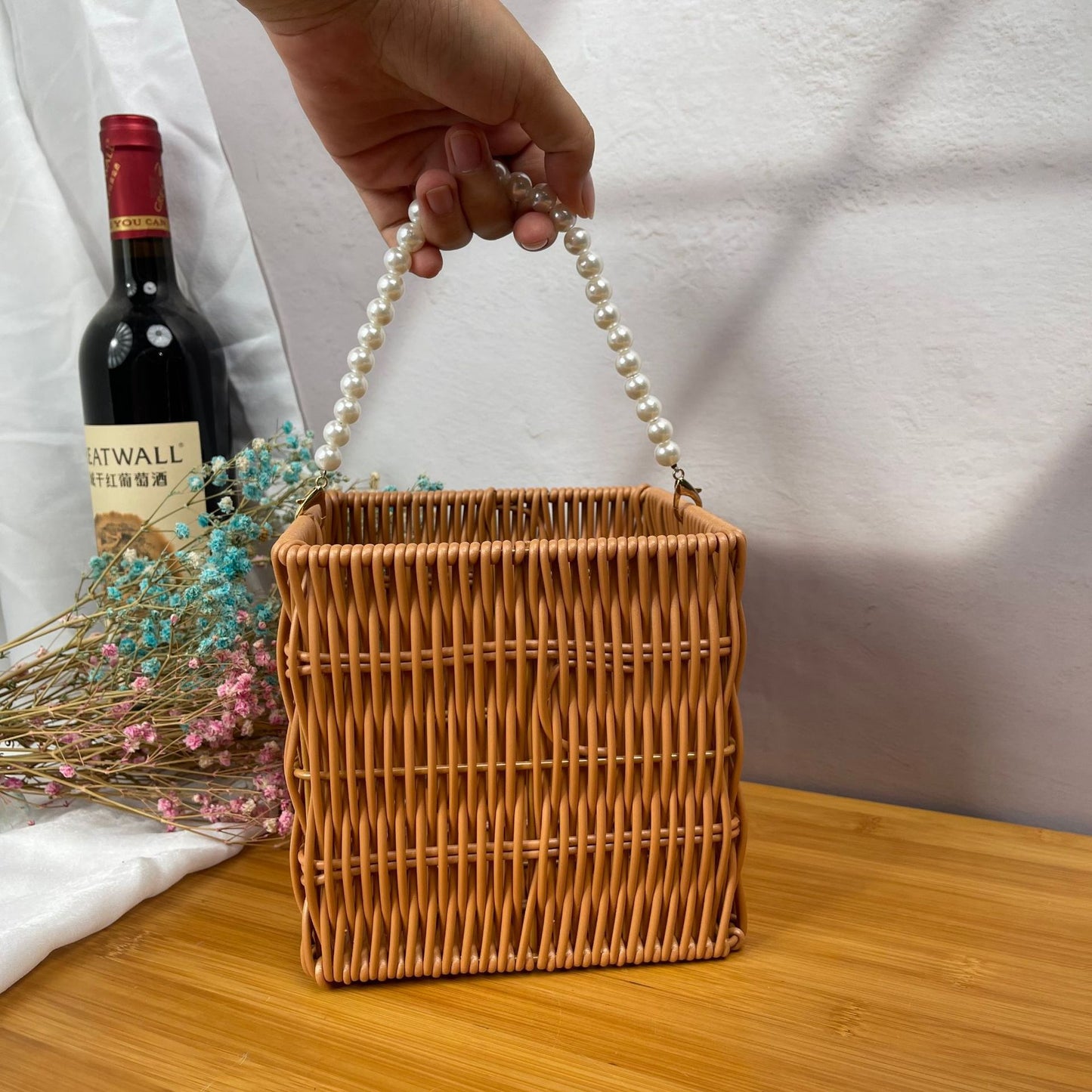 Damen modischer Rattan-Behälter mit Perlenhenkel Karnz