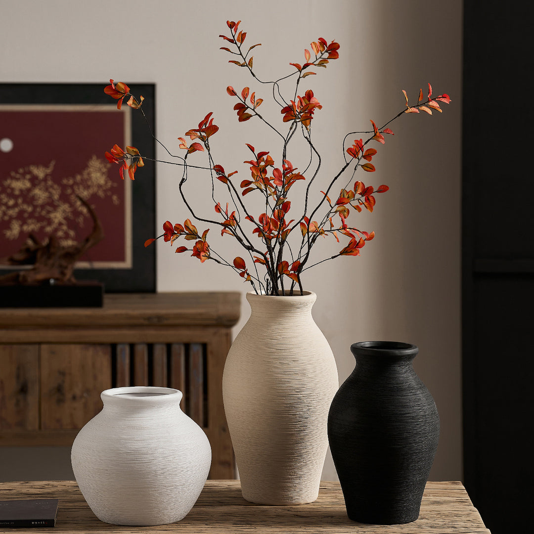 Elegante Keramikvase mit strukturiertem Design Karnz