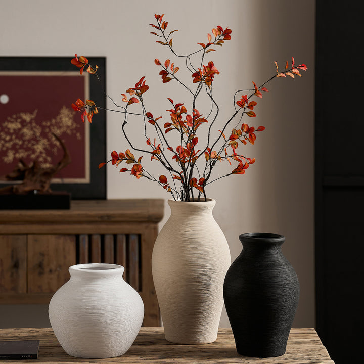 Elegante Keramikvase mit strukturiertem Design Karnz
