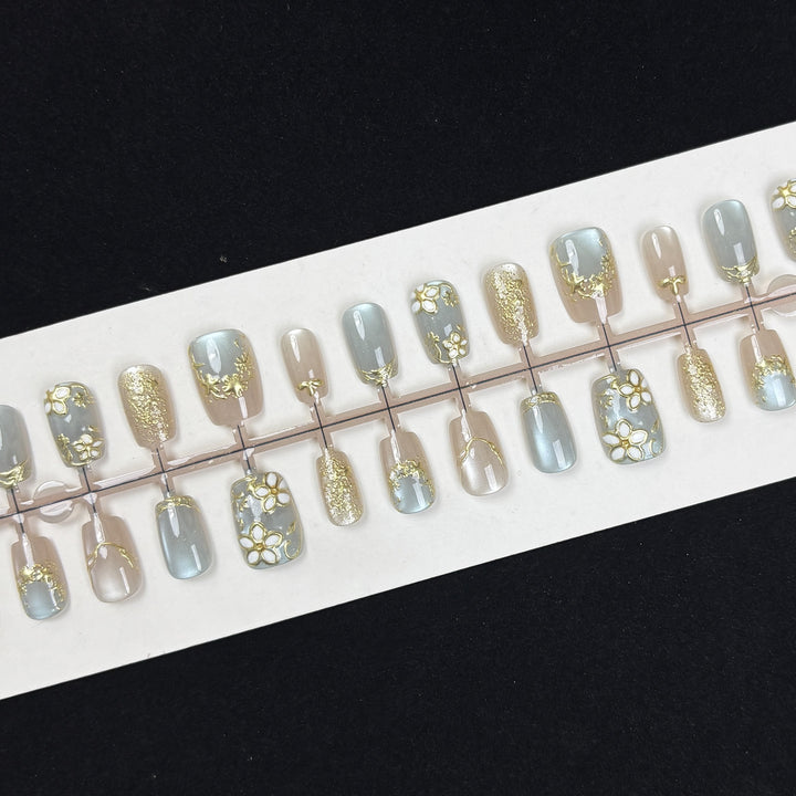 Blumenmuster Press-On Nagelset Karnz