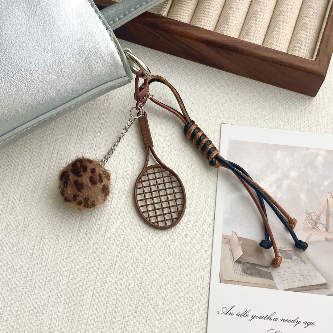 Tennisracket und Pelzball Schlüsselanhänger Karnz