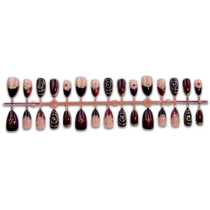 Künstlerisches Press-On Nail Set mit Vintage-Design