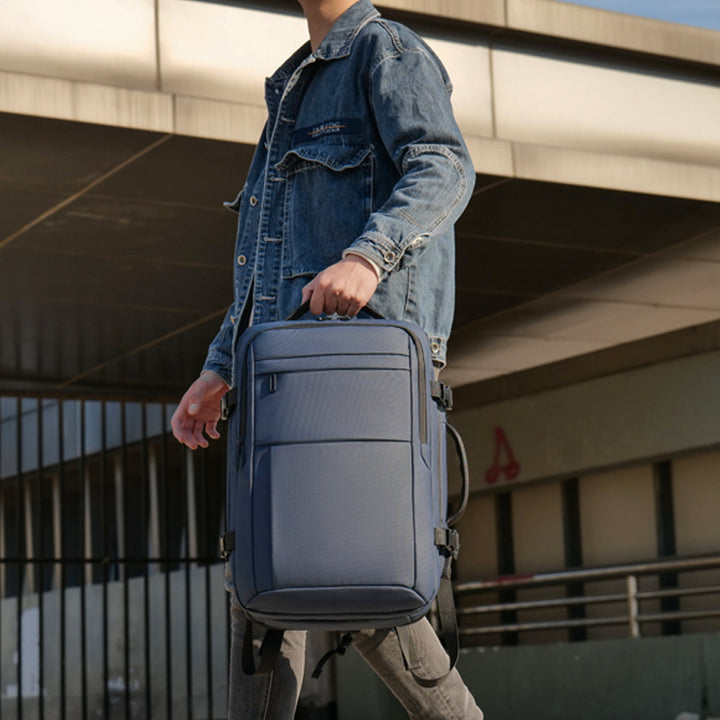 Vielseitiger tech-integrierter Rucksack Karnz