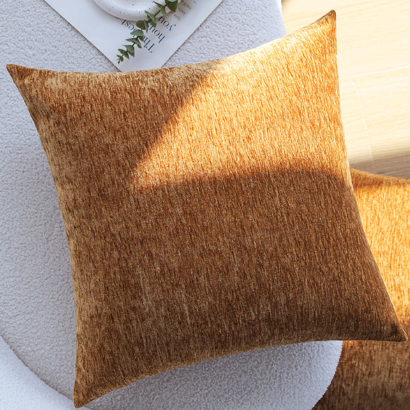 Quadratischer Kissenbezug aus soften Chenille-Samt mit melierter Struktur Karnz