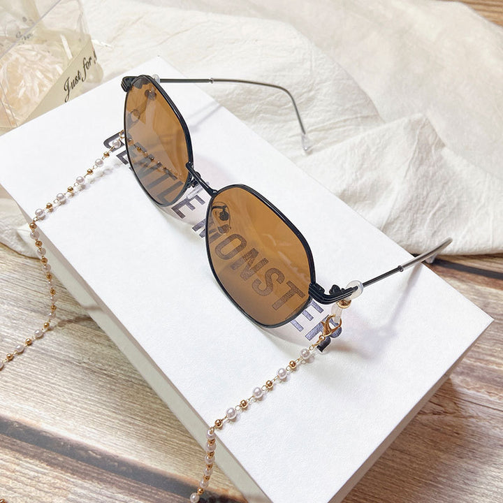 Perlenschmuckkette mit Goldener Gliederkette Karnz