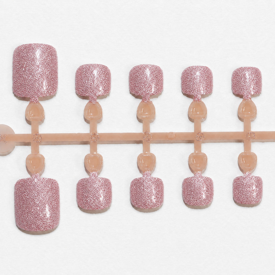 Elegante Premium Nagelkunst Karnz