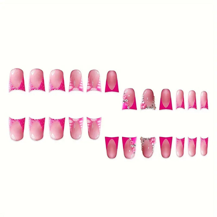 Glamouröses Nagelkunstset mit floralen und Strassakzenten Karnz