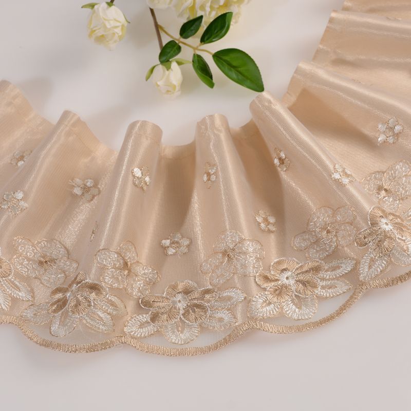 Elegante und Verspielte Spitzenbluse Karnz