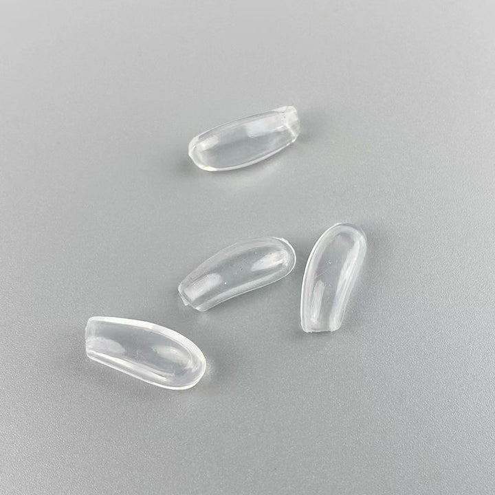 Klare Nagelspitzen Karnz