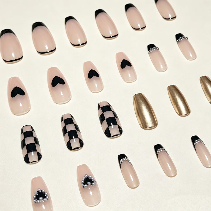 Künstlerische Künstliche Nageldesigns Karnz