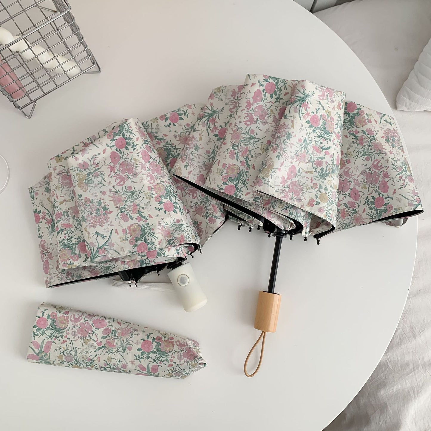 Damen Faltbarer Regenschirm mit detailliertem Blumenmuster Karnz