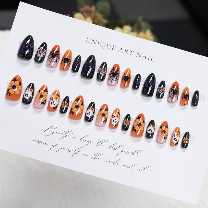 Spooky-Themen Press-On Nagelkunst