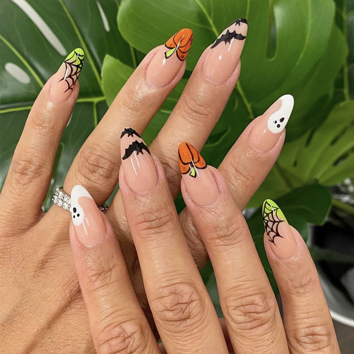 Halloween-Themen 3D Dekorative Nagelkunstverlängerungen Karnz