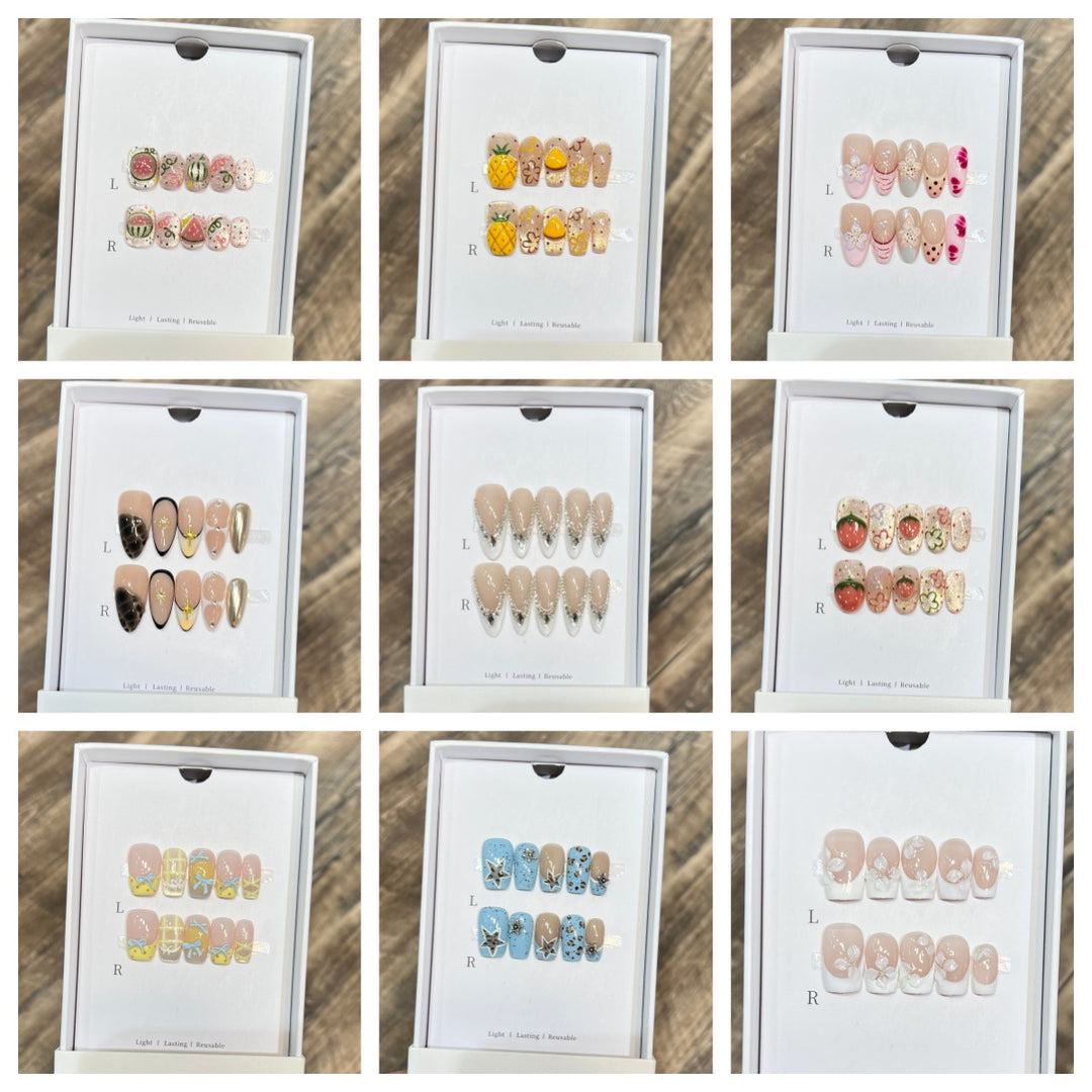 Elegante florale Akzent Press-On Nageltips